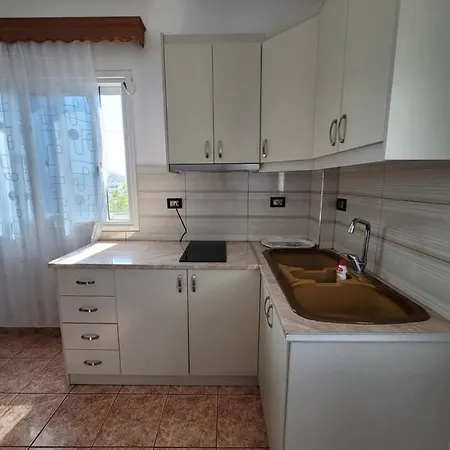 Apartment Spahiu *