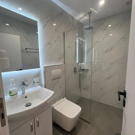 Spahiu Апартаменты